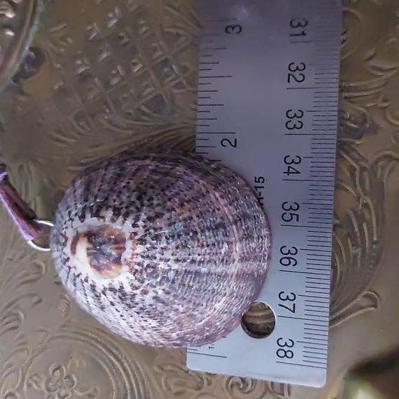 Hand Crafted Shell Necklace - Picture 5 of 6